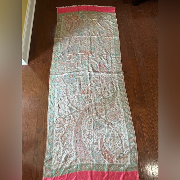 Silky Paisley Wrap Multicolor Scarf pink green - Picture 2 of 4